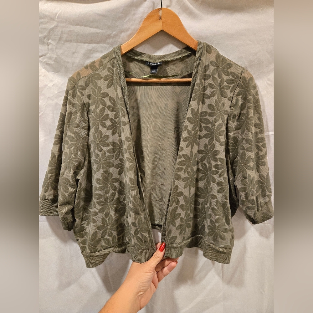 Torrid Flocked Daisy Mesh Shrug - 2X